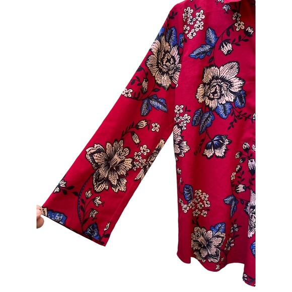 Van  Heusen red‎ flowered 3/4 sleeve shirt size Medium - Picture 3 of 7